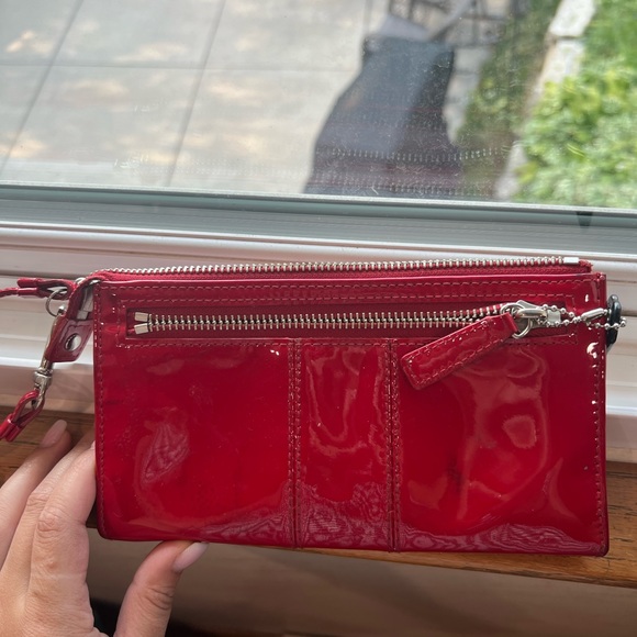 Vintage coach wristlet - Picture 6 of 8